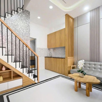 Chú Hùng Cần Bán Gấp Căn Nhà Hoàng Diệu, Phường 12, 47,5M2. Đang Cho Thuê 15 Triệu/Tháng