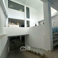 Siêu Vip Tòa Nhà Chdv Âu Cơ, Tân Phú, 230M2, 7Tầng, 39P, Dòng Tiền 2Tỷ4