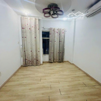 Chủ Kẹ Tiềnbán Gấpnhà Đẹphẽm Xe Hơiâu Cơ Tân Phú 40M2 (4 X10) 5 Lầu 5 Phòng Ngủ 4 Vệ Sinhgiá Bán 4.7 Tỷ Tl