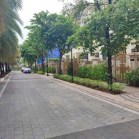 Biệt Thự Bason - Bến Nghé Q1 - 10X22.5M - 225M2 - Trục Chính - 17X Tỷ Thương Lượng - Full Nội Thất