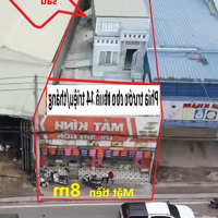 Nhà Ngay Góc Ngã 4 Đèn Xanh Đèn Đỏ , Dòng Tiền Ổn Định 14 Triệu/Tháng ! Giá Tốt Không Tưởng !