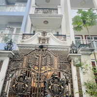 Chủ Ngộp Bank Hơn 18 Tỷ Quận 1 - Kế Cung Đường Nguyễn Huệ Sa Hoa Bậc Nhất Sài Gòn -Diện Tích85M2 Vuôn