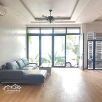 (Ảnh + Tin Thật) Cho Thuê Chdv Mới Hoạt Động Ở 62 Vĩnh Phúc, Ba Đình - Khu 7,2Ha