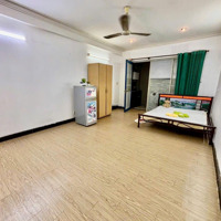 Mặt Tiền Đường Cộng Hoà - 3 Triệu5 - Full Nội Thất