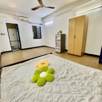 Mặt Tiền Đường Cộng Hoà - 3 Triệu5 - Full Nội Thất