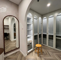 Cho Thuê Căn Hộ Thiết Kế Đẹp Tại City Garden, 2 Phòng Ngủ 117M2, Full Nt Xịn, Giá Chỉ 45 Triệu