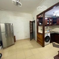 Cho Thuê 9 Triệu Nhà Nguyên Căn 5 Tầng 110M Phố Cẩm Hội , Q Hai Bà Trưng Liên Hệ: 0971 565 286