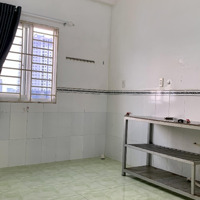 Cho Thuê Phòng Trọ Hẻm 253 Trần Xuân Soạn Phòng Thoáng, 2 Cửa Sổ, Có Máy Lạnh, Thang Máy, Hầm Xe