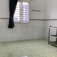 Cho Thuê Phòng Trọ Hẻm 253 Trần Xuân Soạn Phòng Thoáng, 2 Cửa Sổ, Có Máy Lạnh, Thang Máy, Hầm Xe