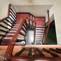 Bán Nhàhẽm Xe Hơi6M. 6,5X14M. 5 Tầng Sân Thượng. 18 Phòng Master , 96 Triệu/Tháng - 19,5 Tỷ Thương Lượng