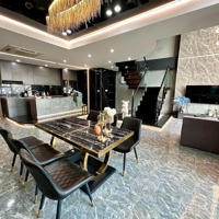 Hiếm: Cho Thuê The Nine Căn Góc 144M2 Đồ Trên Cơ Bản, 3 Phòng Ngủ 2 Vệ Sinh Giá Bán 28 Triệu. Liên Hệ Em: 0355;965.,987