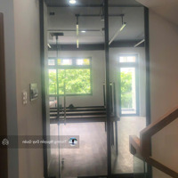 Cho Thuê Tầng Trệt + Lầu 1 + Lầu 2 Hoàn Thiện Nội Thất Có Thang Máy Kđt Vạn Phúc City Giá Bán 30 Triệu