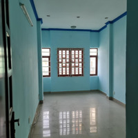 Cho Thuê Nhà Mặt Phố Tại Xóm Chiếu: 1 Trệt, 2 Lầu, 22 Triệu, 170.7M2, 4 Phòng Ngủ 3 Vệ Sinhđẹp, Nhiều Tiện Ích