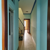 Cho Thuê Nhà Mặt Phố Tại Xóm Chiếu: 1 Trệt, 2 Lầu, 22 Triệu, 170.7M2, 4 Phòng Ngủ 3 Vệ Sinhđẹp, Nhiều Tiện Ích