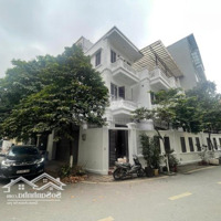 Cần Tiền Bán Gấp Biệt Thự Góc 2 Mặt Tiền. Kđt Vạn Phúc - Hà Đông. Sẵn Sổ Sang Tên. Liên Hệ: 0989985526
