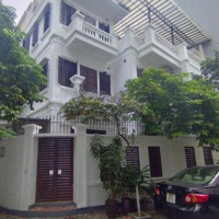 Cần Tiền Bán Gấp Biệt Thự Góc 2 Mặt Tiền. Kđt Vạn Phúc - Hà Đông. Sẵn Sổ Sang Tên. Liên Hệ: 0989985526