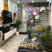 Bán Nhà Trần Hưng Đạo Gần Ngã Tư Trần Bình Trọng.diện Tích4M X 9M, Trệt- 3 Lầu,Hẽm Xe Hơi6M, Giá Bán 9,6 Tỷ (Tl)