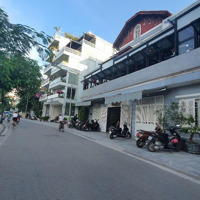 Bán Biệt Thự Sân Vườn 4 Tầng Mặt Hồ Tây. Sổ Đỏ Thổ Cư 1 Chủ Duy Nhất Giao Dịch