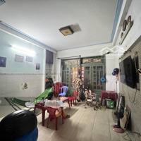 Nhà 2 Mặt Tiền Phạm Văn Đồng Và Nguyễn Bỉnh Khiêm, Vị Trí Có 1 Không 2, Vừa Ở Vừa Cho Thuê.
