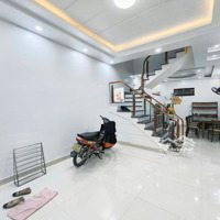 Bán Nhà Mai Trung Thứ 4 Tầng Ngõ 3M Oto Vào Tới Cửa Thoải Mái