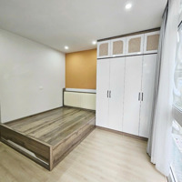 Hoa Hậu, Tập Thể 7,2 Ha Vĩnh Phúc, Ba Đình, Tầng 3, B/Công Rộng, 70M2 2 Phòng Ngủ 2 Vệ Sinhfull Nt Chỉ 4,55 Tỷ