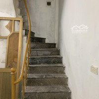 Cho Thuê Nhà Riêng 2 Tầng 1 Tum Tại Khương Đình