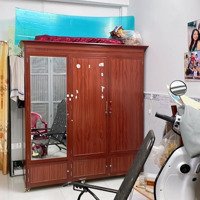 Nhà Đẹp - Đón Chủ Mới - Tiện Lợi Gần Chợ - Siêu Thị - Ngay Lạc Long Quân Cạnh Đầm Sen