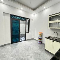 Bán Nhà Phố Yên Lạc , Hai Bà Trưng 40M2X5T Mới Cứng Ô Tô Đỗ Cửa Nhỉnh 8 Tỷ