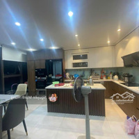 [Rẻ Quá 33Tỷ Mặt Phố Kim Mã,Ba Đình-9 Tầng Thang Máy-Một Mặt Phố Một Mặt Ngõ Ôtô-Vị Trí Siêu Đỉnh]