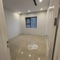 Cho Thuê Nhà Trường Chinh, Phường Khương Thượng, Đống Đadiện Tích50Mx 6T Ts Thang Máymặt Tiền6M Giá 43 Triệu