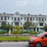 Bán Nhà Phố Times Garden Vĩnh Yên ,Mặt Tiền 8M,Gần 200M2 Hướng Đông Nam .Lh :0378965565