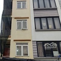 Cho Thuê Nhà Bằng Liệt 30M2, 5 Tầng, 3Ngủ - Có Sân Để 7C Xe Máy - Ô Tô Tải Đỗ Cửa