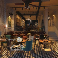Gấp!!! Cho Thuê Nhà Mặt Tiền Đường Bến Vân Đồn Quận 4 - Dtsd: 1000M2