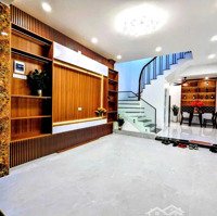 Bán Nhà Phân Lô, Gara Ô Tô, Nguyễn Phúc Lai, Đống Đa Diện Tích: 44M, 4,5 Tầng, Mt: 4M Chào Giá: 14,2 Tỷ