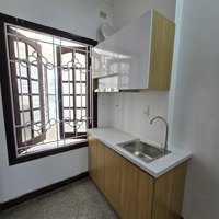 Cho Thuê Cc Mini Đẹp Xuất Sắc Mặt Phố Giải Phóng, Hoàng Mai, 4,8 Triệu, 45M2 Đủ Đồ, Ban Công.