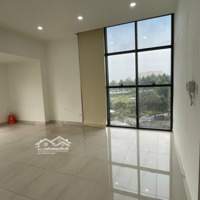 Cho Thuê Văn Phòng Ntcb Tại The Sun Avenue 12 Triệu, 43M2 Đẹp Xuất Sắc
