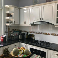 Bán Biệt Thự 28B Đường 60, 58 Tỷ, 385.5 M2, Giá Ưu Đãi, View Đẹp, Q2, Hcm