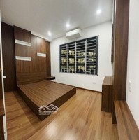 Nhà Xây Mới- 6 Tầng Thang Máy- Full Nội Thất Xịn- Ô Tô Đỗ Cửa- Ngõ Thông Thoáng