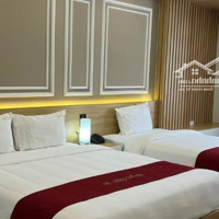 Bán Tòa Khách Sạn Lê Đức Thọdiện Tích215M2*9Tầng + 1Hầm, Ôtô Tránh, D/Thu 4 Tỷ /Năm Liên Hệ: 0963828886