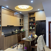 Bán Nhà 5 Tầng, 35,2M2 Giá Bán 5,6Tỷ Ngay Chợ Lai Xá