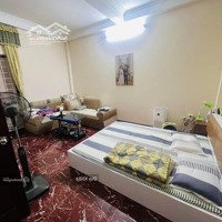 Bán Nhà Ngọc Khánh Diện Tích: 55M_Mt6,8M_Nhà Đẹp Ở Ngay Chủ Thiện Chí
