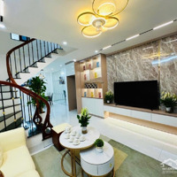 Bán Nhà Riêng 44M2, 7,3 Tỷ Tại Đường 800A, Dịch Vọng, Cầu Giấy, Hà Nội - Hàng Hiếm Giá Cực Chất