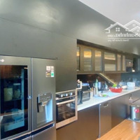 Bán Nhanh Villa 3 Tầng X 150M2 Full Nội Thất Hiện Đại Tại Sơn Trà, Đà Nẵng, Giá Siêu Hời 11,2 Tỷ