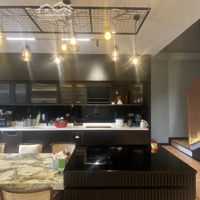 Bán Nhanh Villa 3 Tầng X 150M2 Full Nội Thất Hiện Đại Tại Sơn Trà, Đà Nẵng, Giá Siêu Hời 11,2 Tỷ