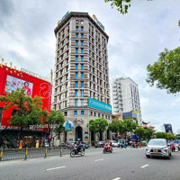Siêu Phẩm Căn Hộ Dịch Vụ Mặt Tiền Trần Bình Trọng, Bình Thạnh, Hợp Đồng Thuê Khủng 800 Triệu/Th 180 Tỷ