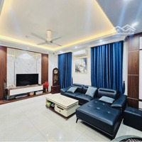Phạm Văn Đồng - Mặt Ngõ To - Phân Lô Ô Tô Tránh Nhau - Lô Góc - 6 Tầng Hiện Đại - Nhỉnh 8 Tỷ