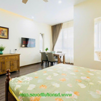 Căn Hộ 2 Phòng Ngủ Xinh Đẹp Và Nhiều Ánh Sáng Ở Quận Hoàn Kiếm 0983739032
