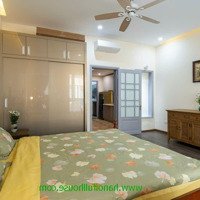 Căn Hộ 2 Phòng Ngủ Xinh Đẹp Và Nhiều Ánh Sáng Ở Quận Hoàn Kiếm 0983739032