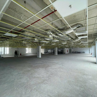 Cho Thuê 750M Sàn Văn Phòng Có Cắt Lẻ Thuộc Tòa Nhà Mặt Phố Bạch Đằng, Mới Sang Trọng, Có Thang Máy