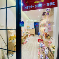 Chỉ 7.65 Tỷ! Có Nhà Mặt Phố Cầu Giấy, 5 Tầng, Kinh Doanh Đỉnh, Lh Xem Ngay 0972174959